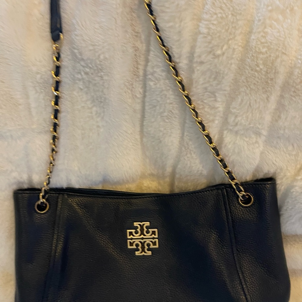 Tory Burch Black Leather Shoulder Bag with Gold Logo & Chain Strap